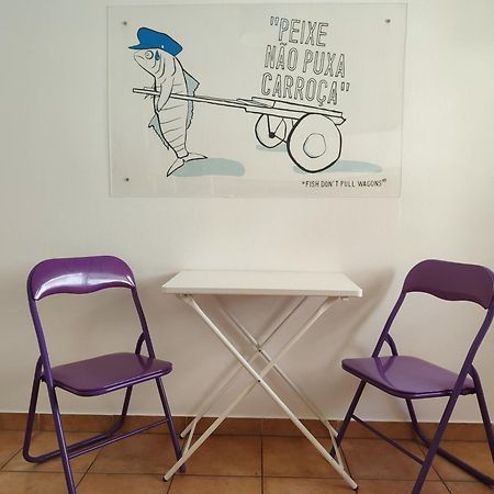 Racing Mackerel Hostel Lagos Ngoại thất bức ảnh